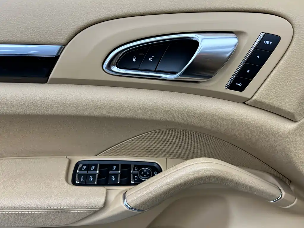 Cayenne 2016 Cayenne 3.0T купить на сайте DeffCars