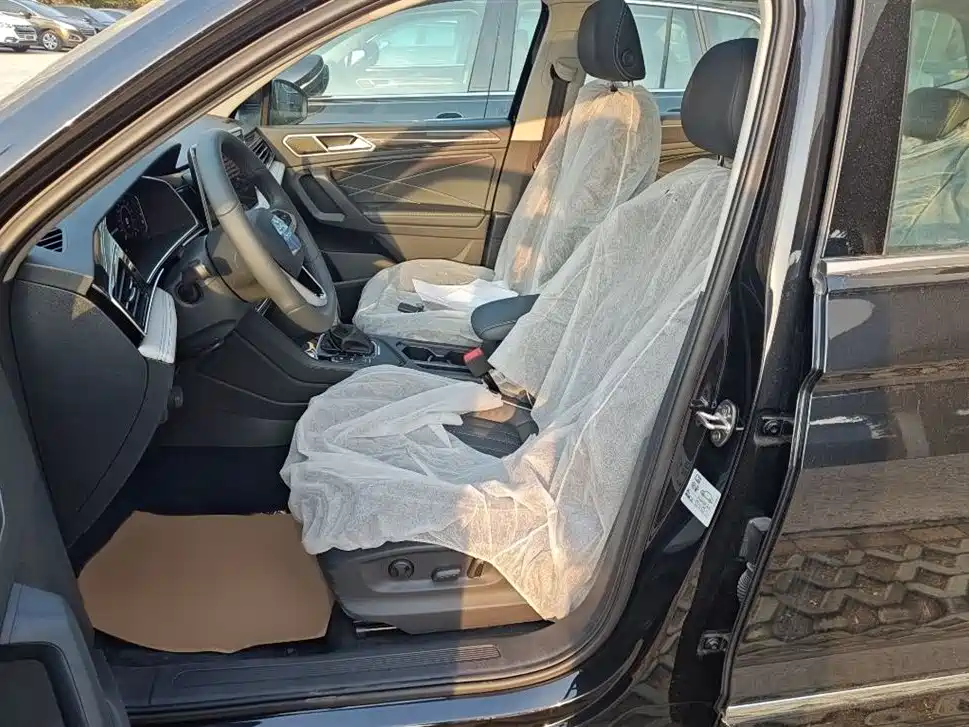 Tiguan L New Energy 2023 430PHEV plug-in hybrid premium version купить на сайте DeffCars