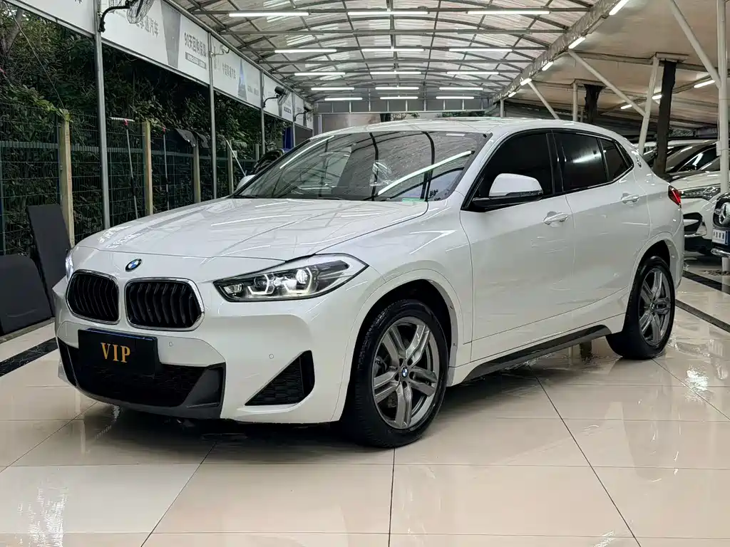 BMW X2 2022 sDrive25i M Off-Road Package купить на сайте DeffCars