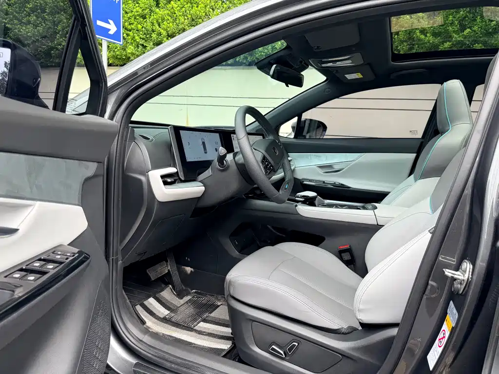 Changan UNI-T 2023 second generation 1.5T premium model купить на сайте DeffCars
