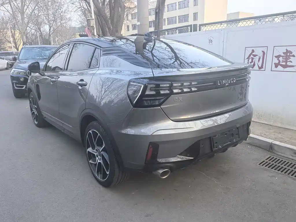 Lynk & Co 05 2020 2.0TD 2WD Yao Plus купить на сайте DeffCars