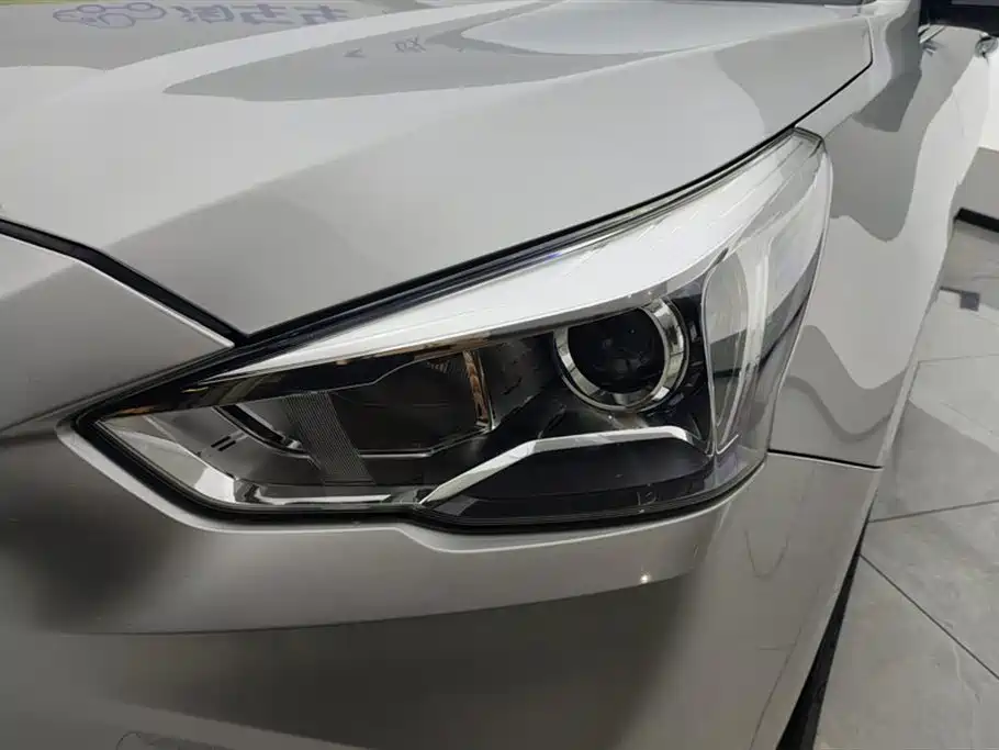 Haval M6 2017 1.5T automatic two-wheel drive premium model купить на сайте DeffCars