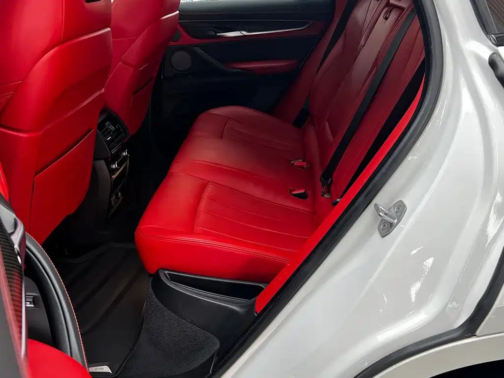 BMW X6 M 2015 X6 M купить на сайте DeffCars