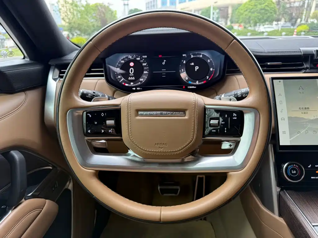 Range Rover 2023 3.0 L6 400PS Genesis Extended Edition купить на сайте DeffCars