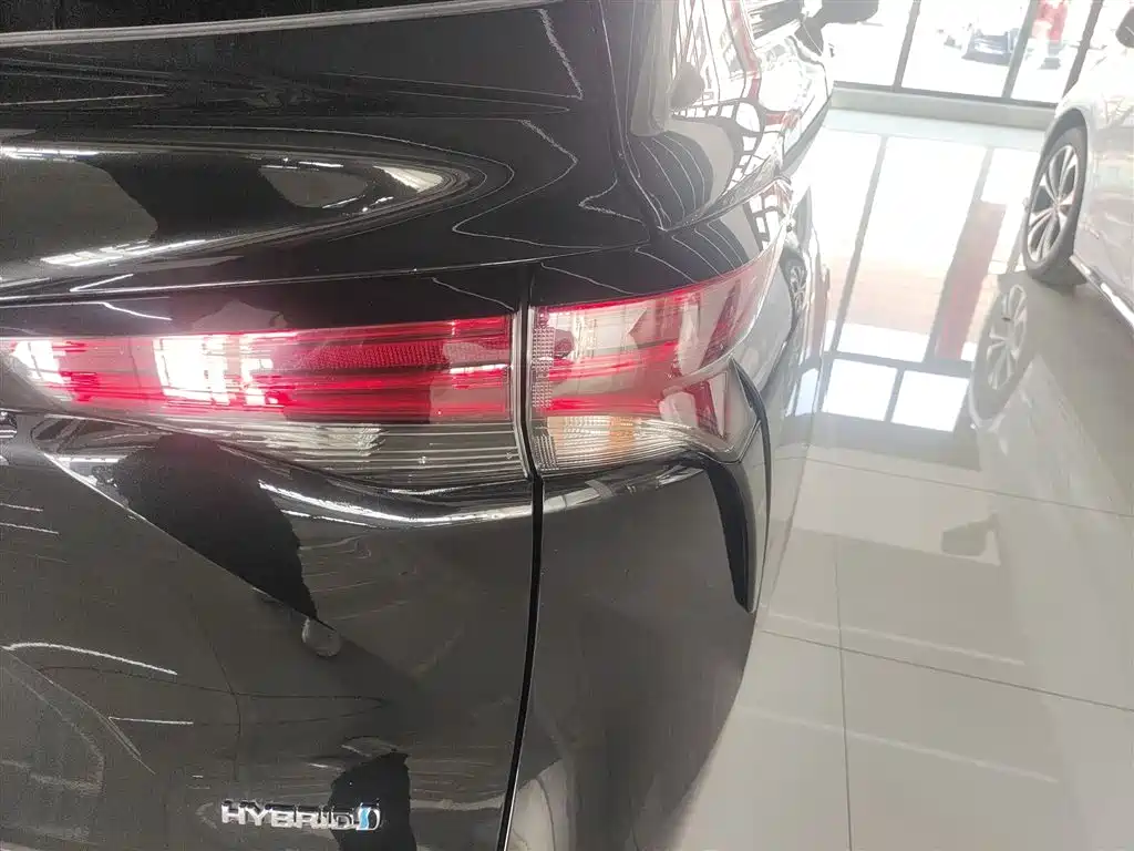 Grevia 2023 2.5L Hybrid Premium PLUS Edition купить на сайте DeffCars