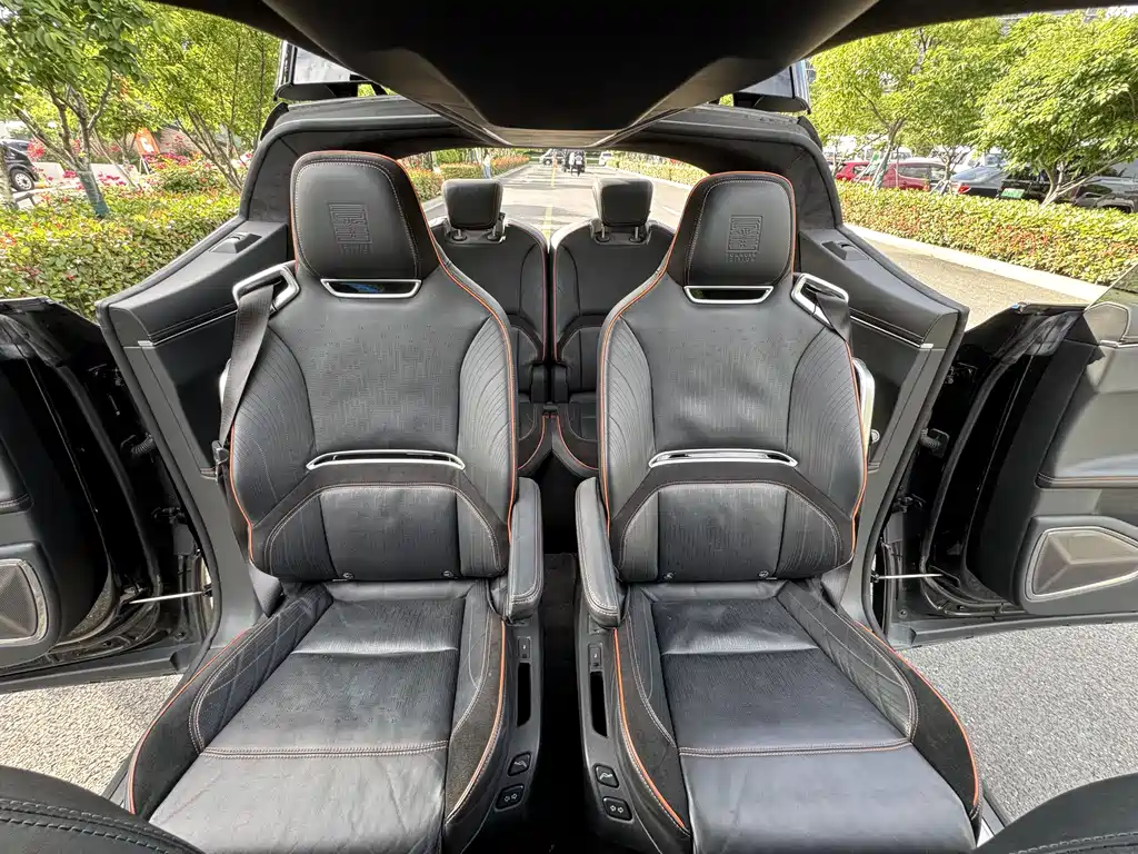 Gaohe HiPhi X 2021 flagship version 6 seats купить на сайте DeffCars