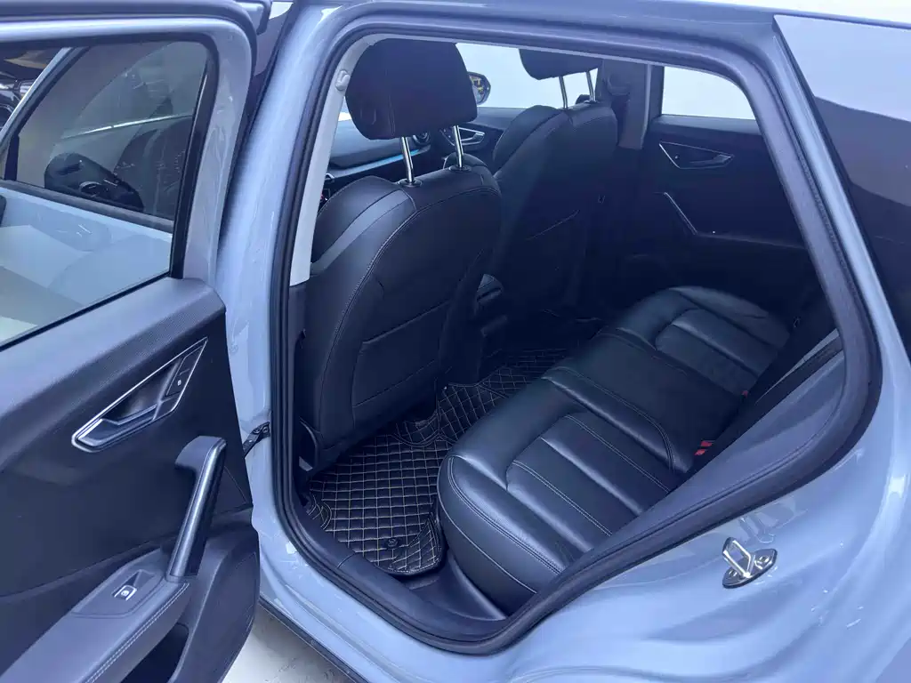 Audi Q2L 2022 35 TFSI fashionable and dynamic купить на сайте DeffCars