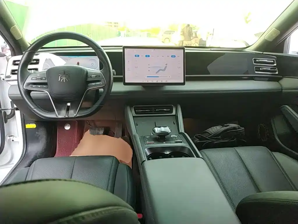Qin L 2024 DM-i 80KM transcendent model купить на сайте DeffCars