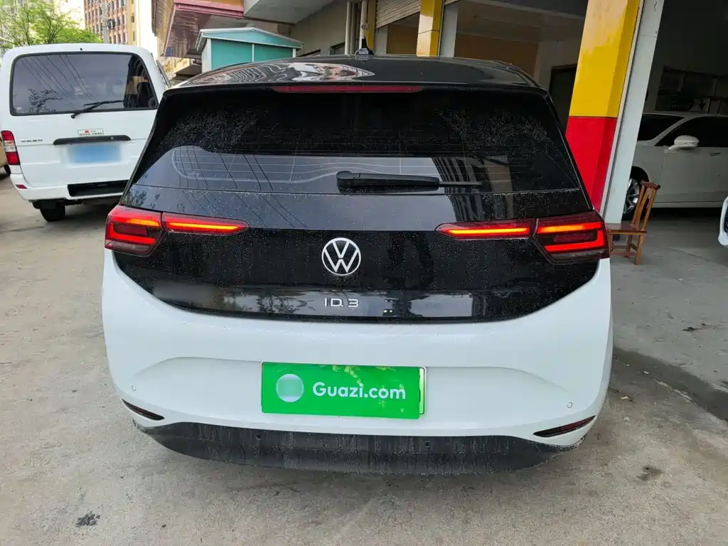 Volkswagen ID.3 2024 Pure Intelligent Edition купить на сайте DeffCars