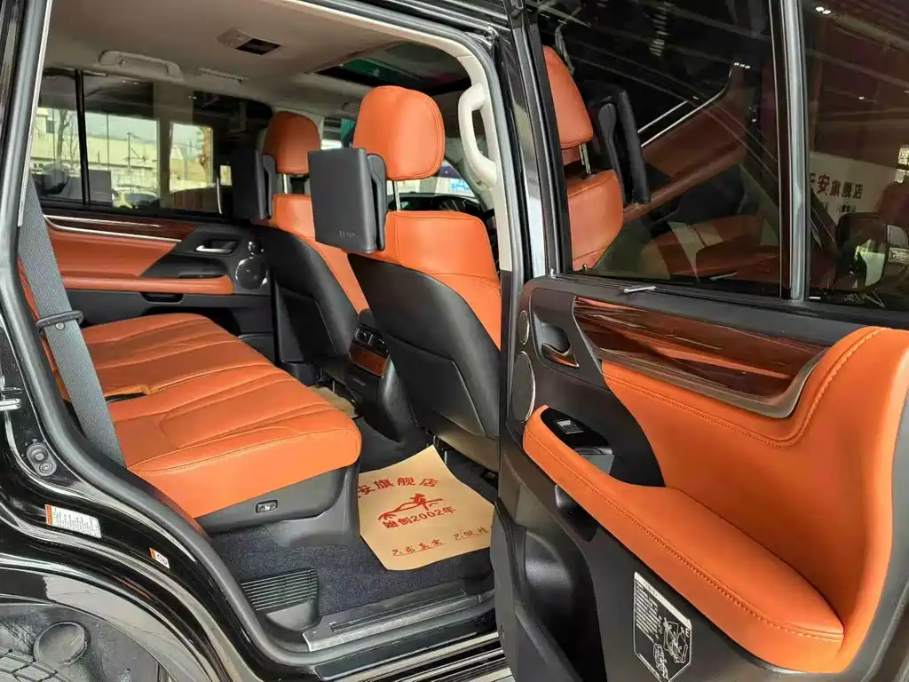 Lexus LX 2017 570 Premium Luxury Edition купить на сайте DeffCars