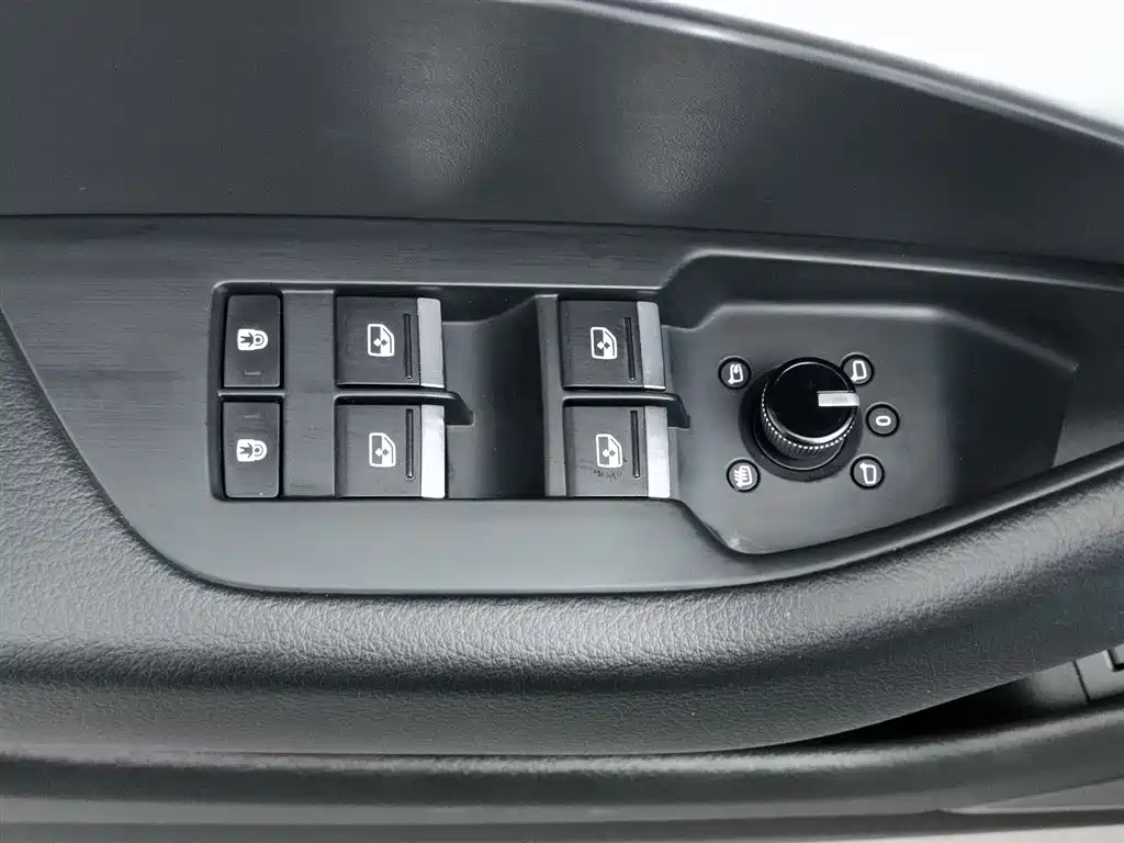 Audi A6L 2021 45 TFSI Premium Elegant Model купить на сайте DeffCars