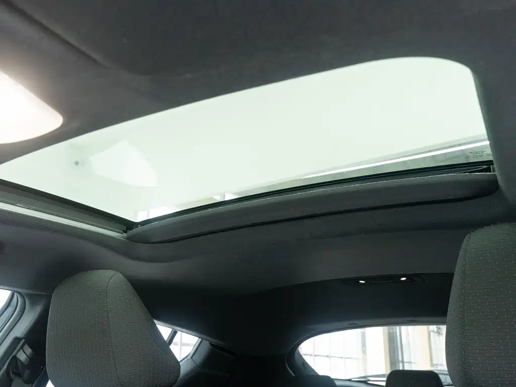 Yize IZOA 2020 2.0L Yixiang Edition купить на сайте DeffCars