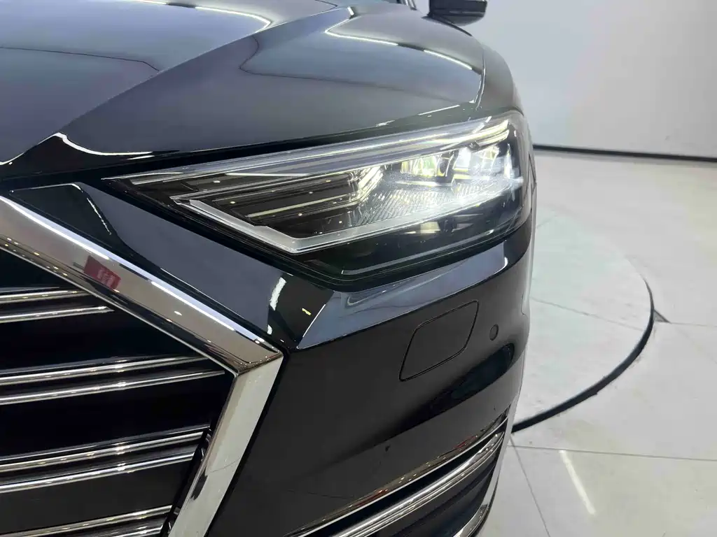 Audi A8 2022 A8L 50 TFSI quattro Comfort Collection Edition купить на сайте DeffCars