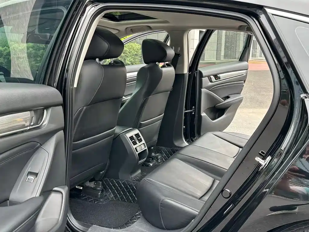 Accord 2022 260TURBO Deluxe Edition купить на сайте DeffCars