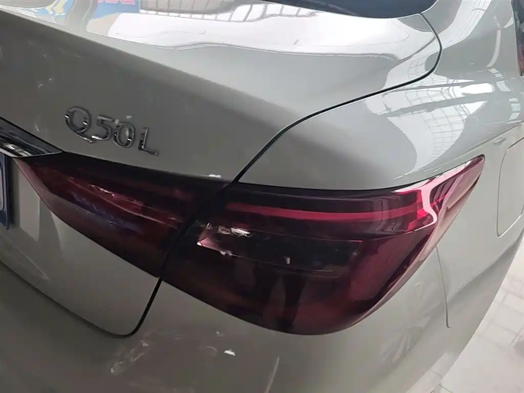 Infiniti Q50L 2018 2.0T Yixiang Edition National VI купить на сайте DeffCars