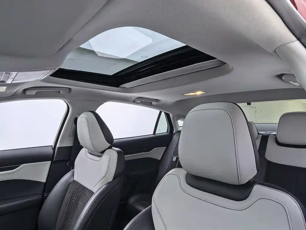 Mondeo 2022 EcoBoost 245 Luxury купить на сайте DeffCars