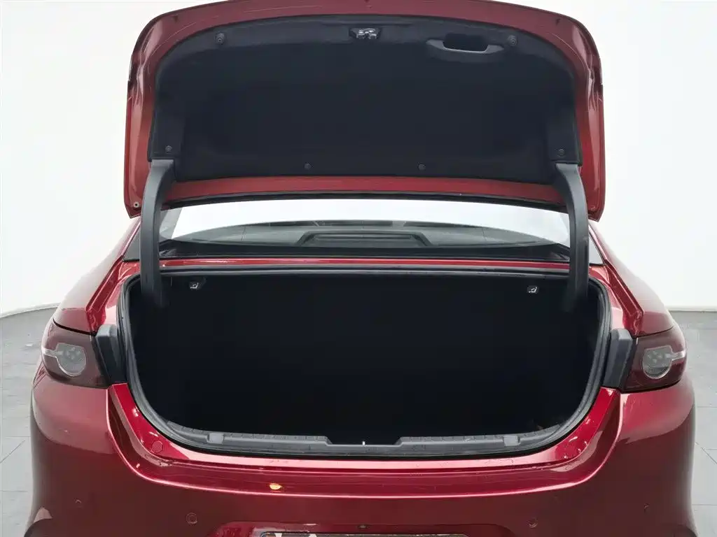 Mazda3 Angkesela 2020 2.0L Automatic Premium Edition купить на сайте DeffCars