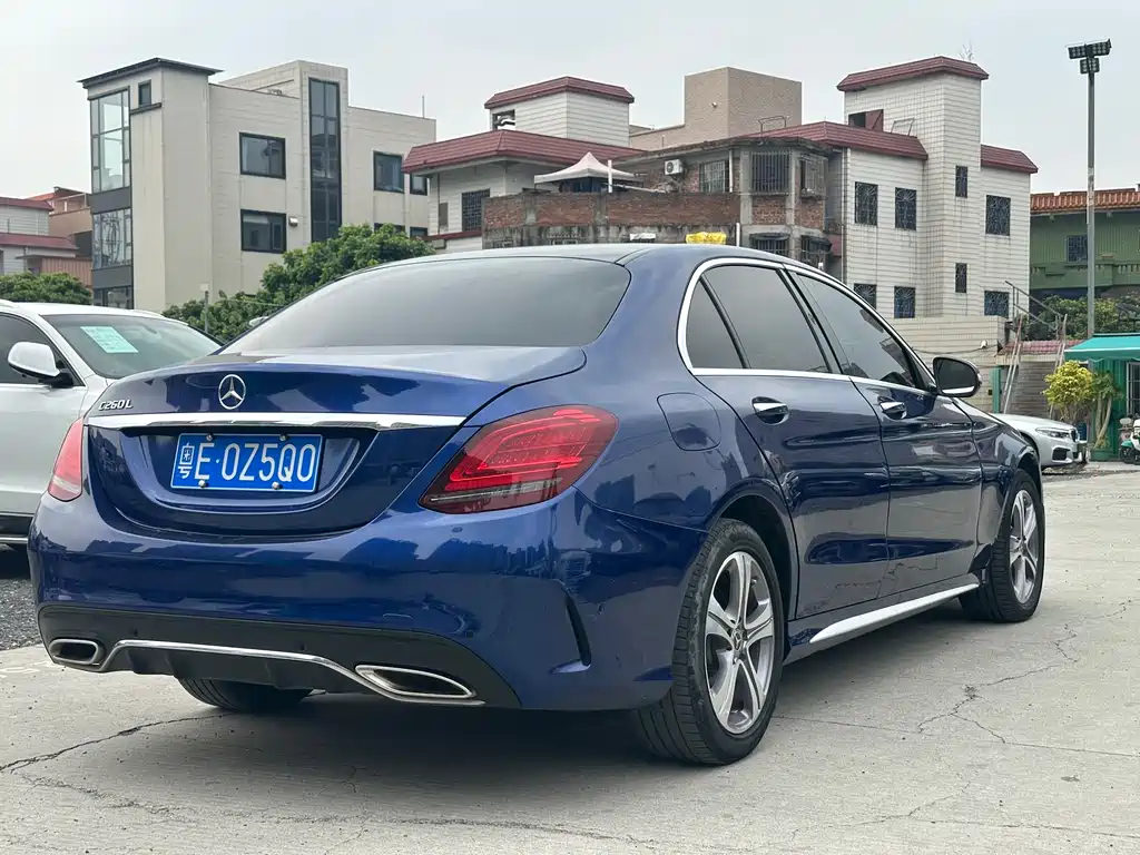Mercedes-Benz C-Class 2020 C 260 L Sports Edition купить на сайте DeffCars