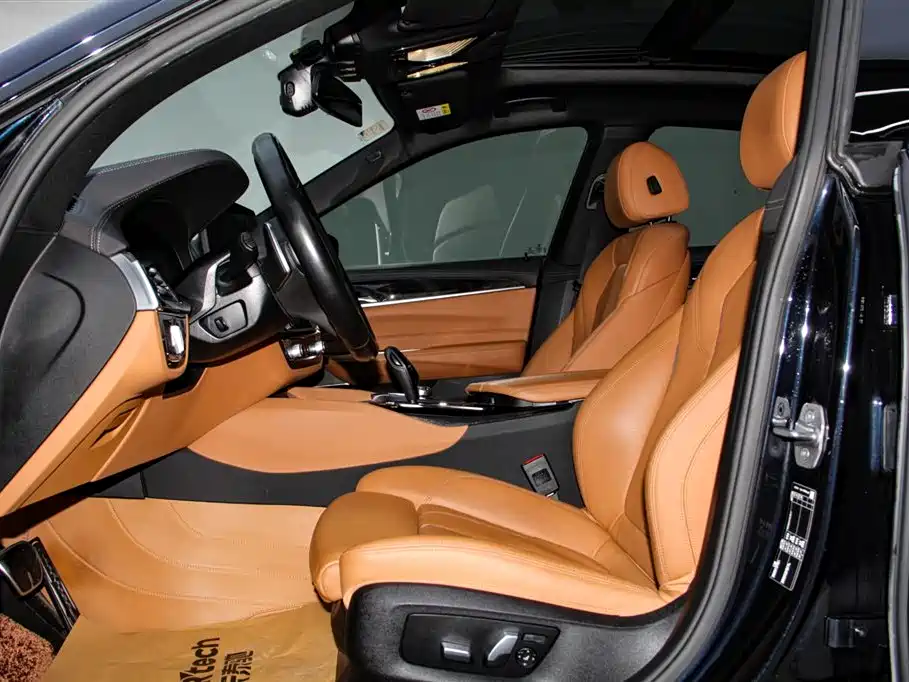 BMW 6 Series GT 2021 630i M Sports Package купить на сайте DeffCars