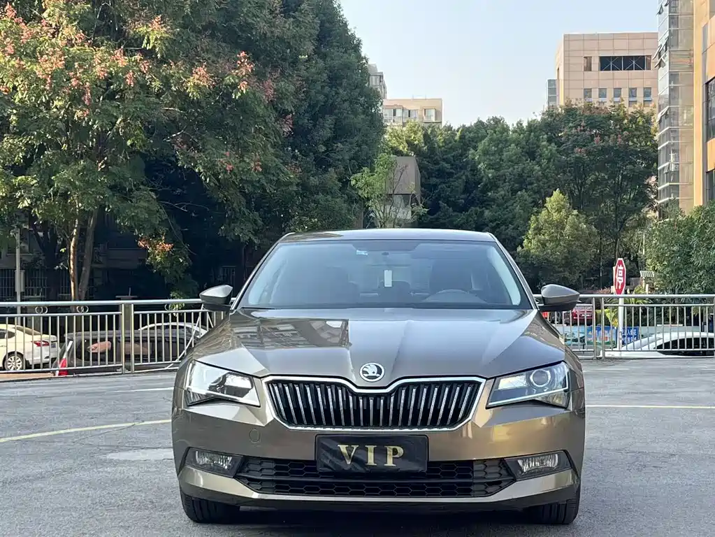 Superb 2016 TSI280 DSG forward version купить на сайте DeffCars