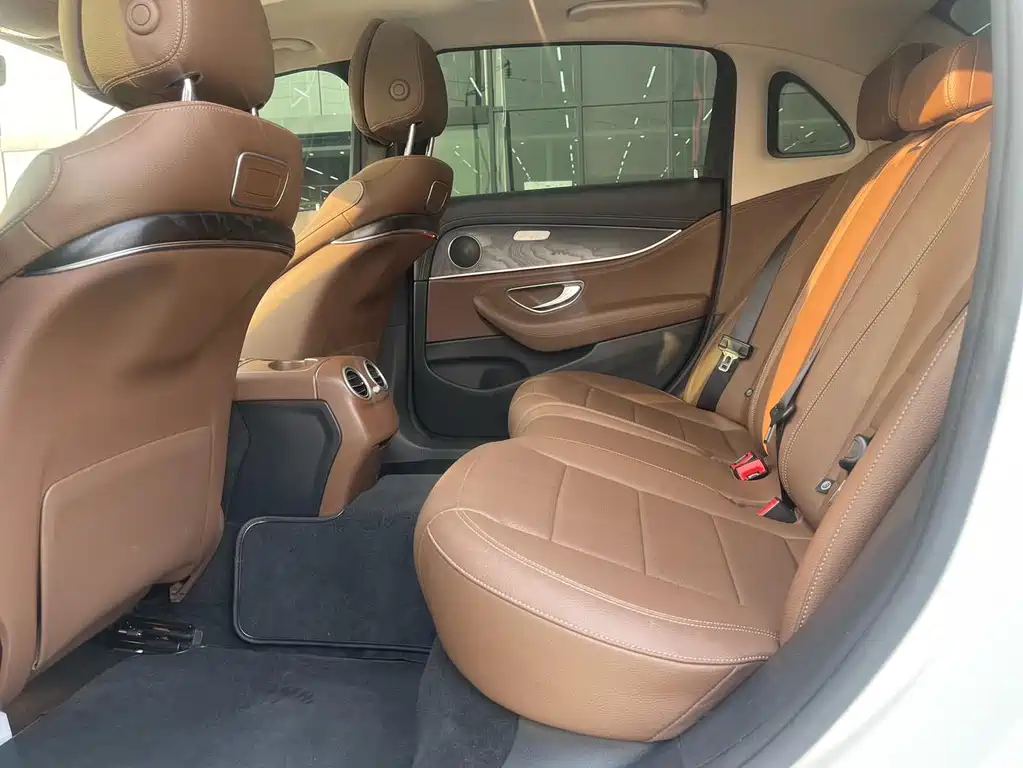Mercedes-Benz E-Class 2019 E 200 L Sports купить на сайте DeffCars
