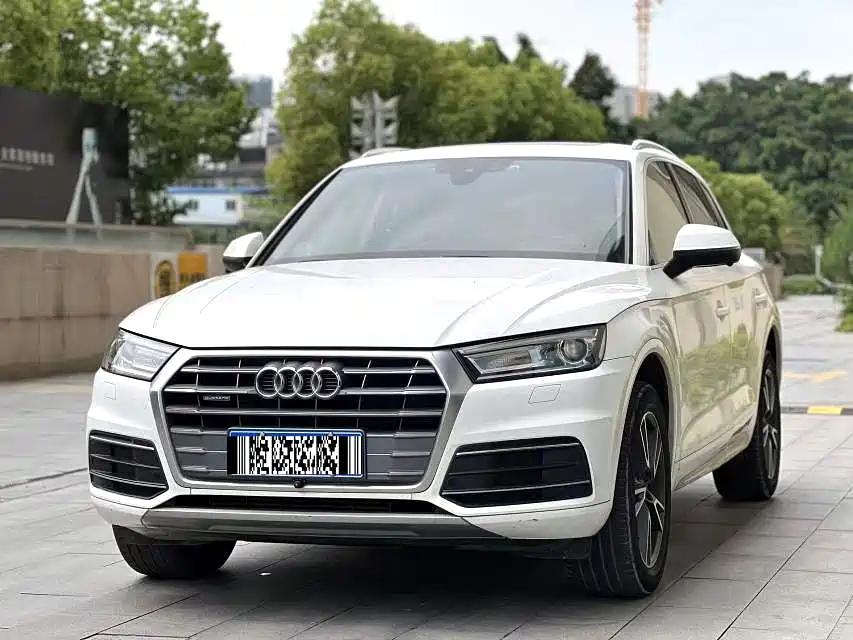 Audi Q5L 2020 facelift 40 TFSI Honorable and enterprising model купить на сайте DeffCars