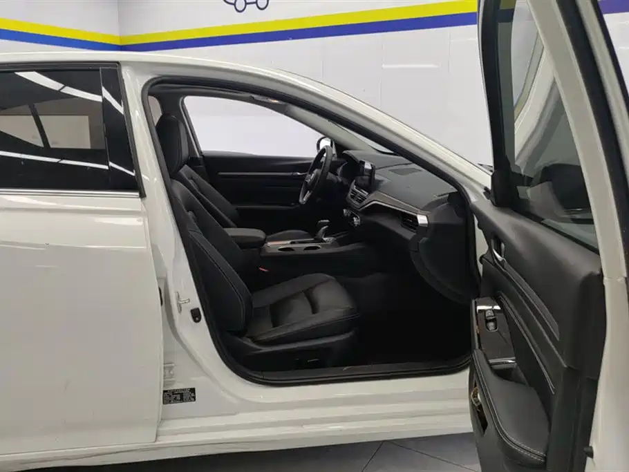 Teana 2021 2.0L XL Comfort Edition купить на сайте DeffCars