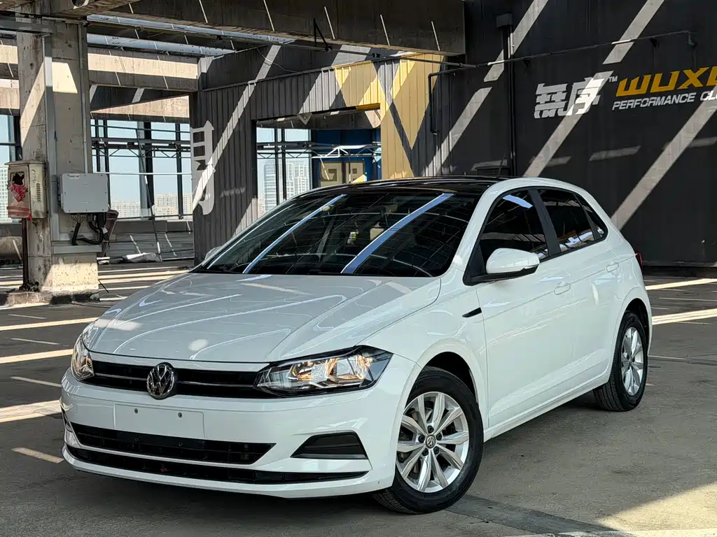 Polo 2021 Plus 1.5L Automatic Panoramic Enjoyment Edition купить на сайте DeffCars