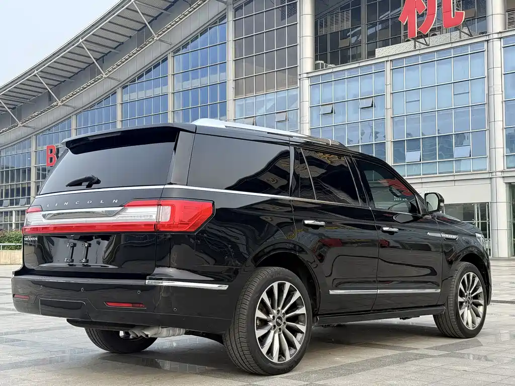 Navigator 2018 3.5T Honor Edition National V купить на сайте DeffCars