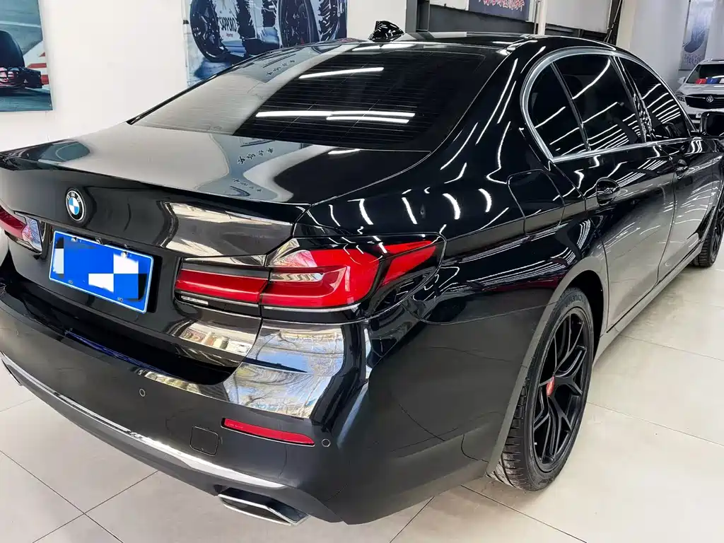 BMW 5 Series 2021 525Li Luxury Package купить на сайте DeffCars