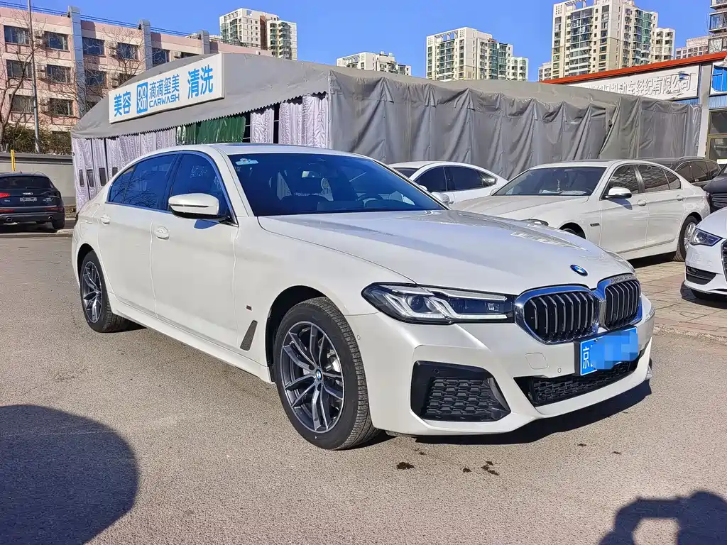 BMW 5 Series 2022 525Li M Sports Package купить на сайте DeffCars