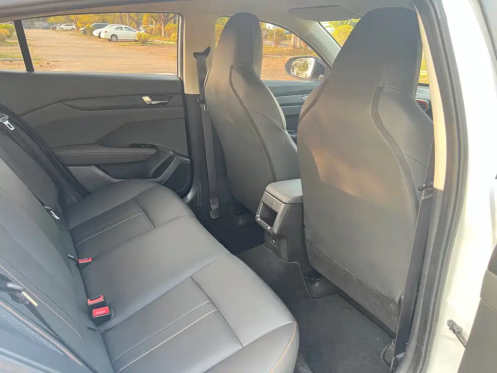Yixuan 2024 1.5L automatic fast version купить на сайте DeffCars