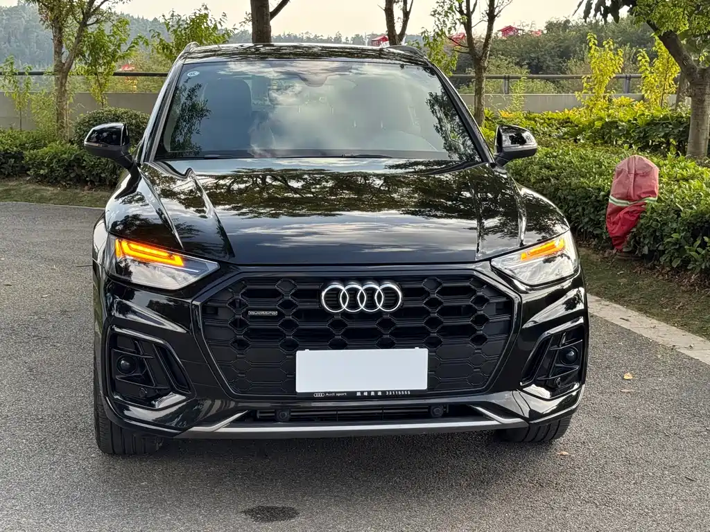 Audi Q5L 2024 40 TFSI luxury and dynamic model купить на сайте DeffCars