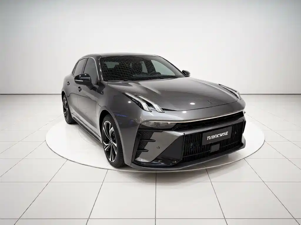Lynk & Co 03 2023 2.0TD DCT Halo купить на сайте DeffCars