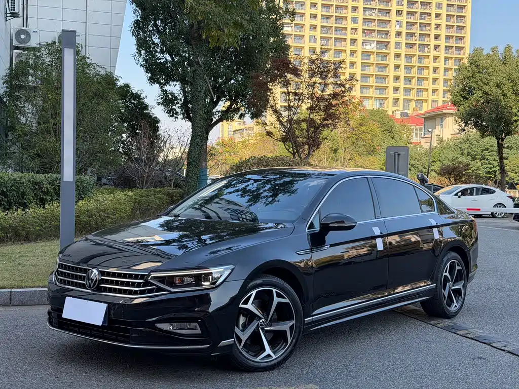 Magotan 2021 330TSI DSG 30th Anniversary Edition купить на сайте DeffCars