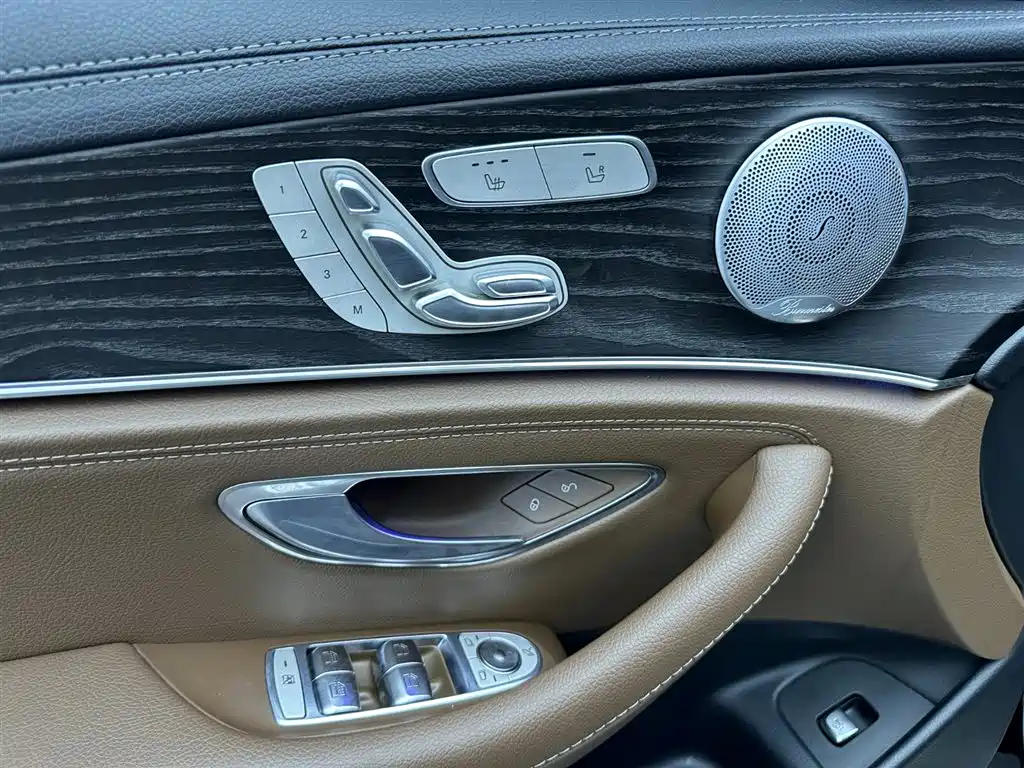 Mercedes-Benz E-Class 2020 Facelift E 300 L Sports Special Edition купить на сайте DeffCars