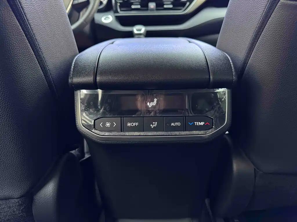 Highlander 2024 2.5L intelligent electric hybrid dual-engine four-wheel drive premium version 7 seats купить на сайте DeffCars