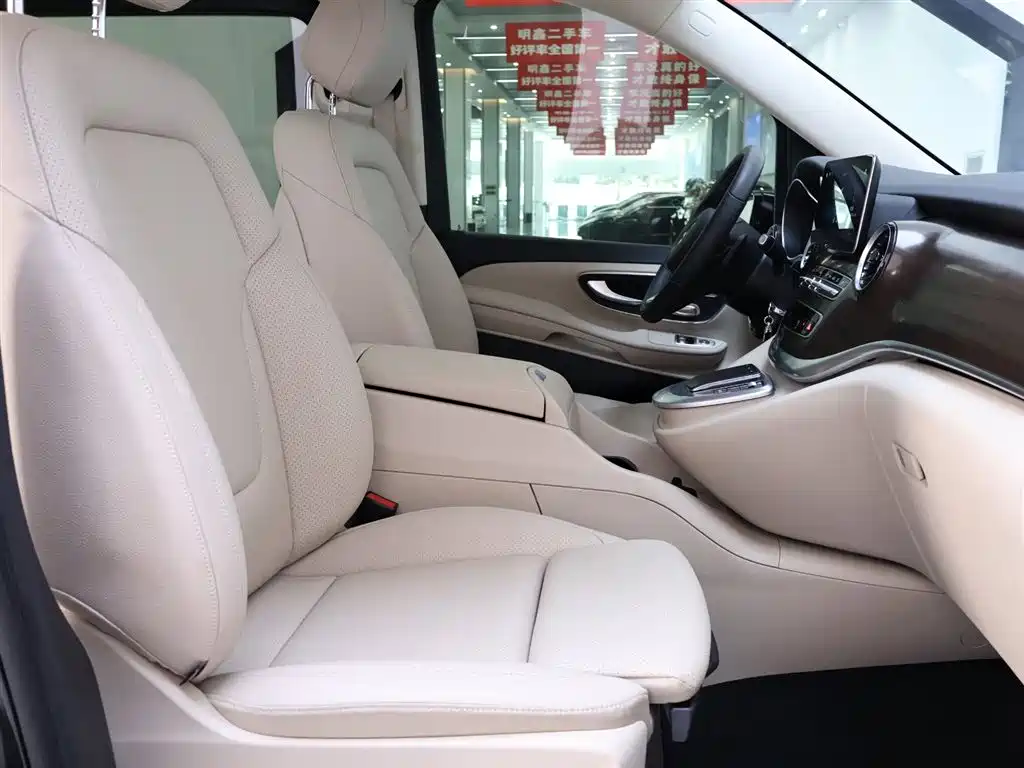 Mercedes-Benz V-Class 2022 V 260 Pilot Edition купить на сайте DeffCars