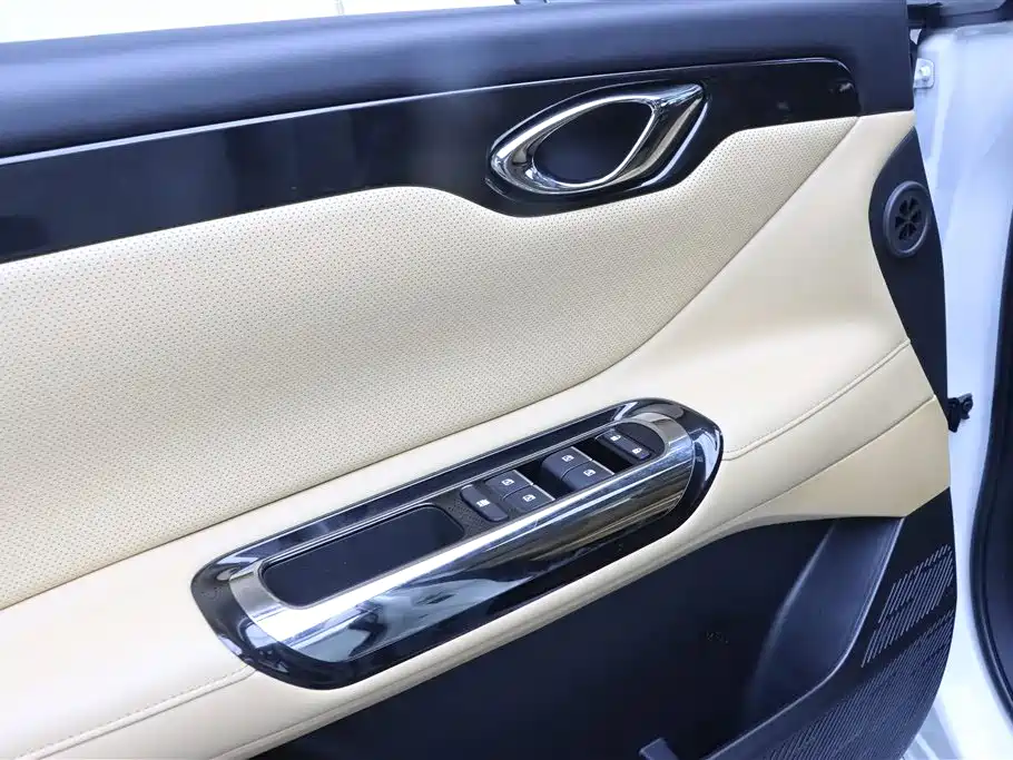 Trumpchi E8 PHEV 2025 model 150km PRO+ купить на сайте DeffCars