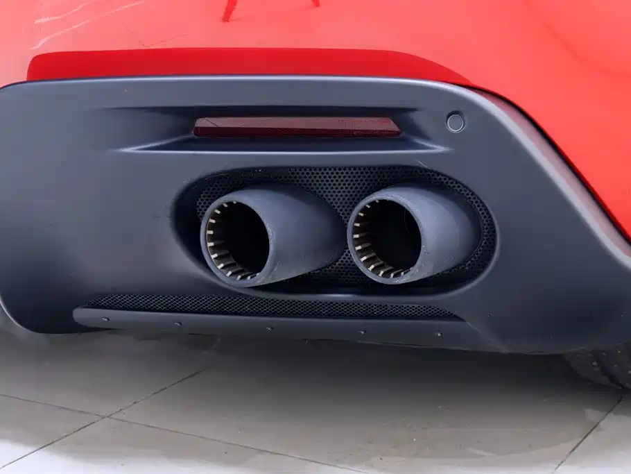 Roma 2020 3.9T V8 купить на сайте DeffCars