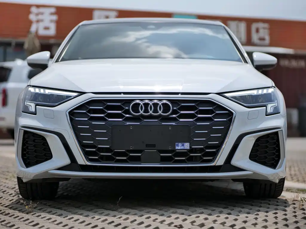 Audi A3 2022 A3L Limousine 35 TFSI fashionable and sporty купить на сайте DeffCars