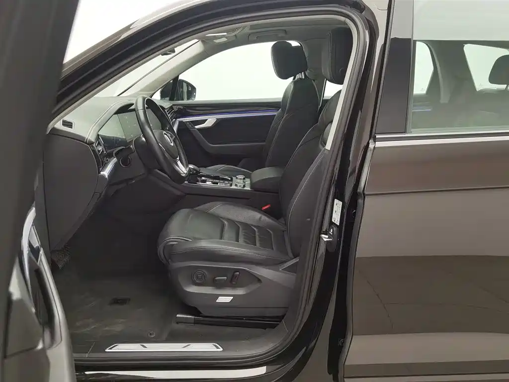 Touareg 2020 3.0TSI Ruixiang Edition National VI купить на сайте DeffCars