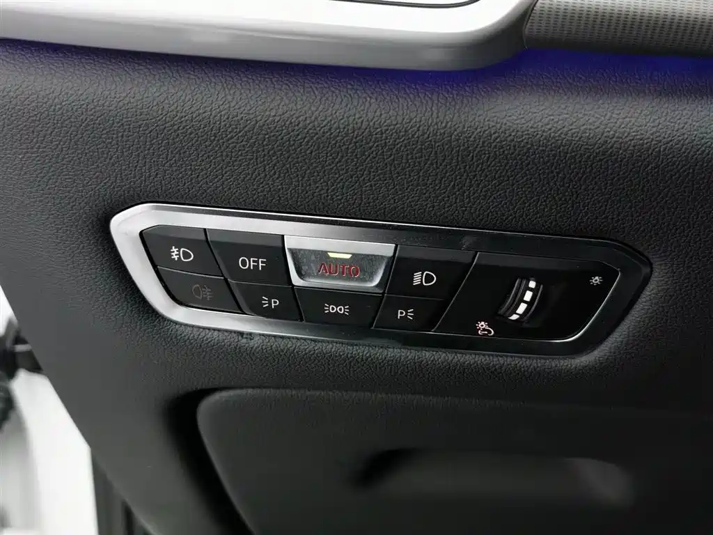 BMW X5 imported 2019 xDrive40i M sports package купить на сайте DeffCars