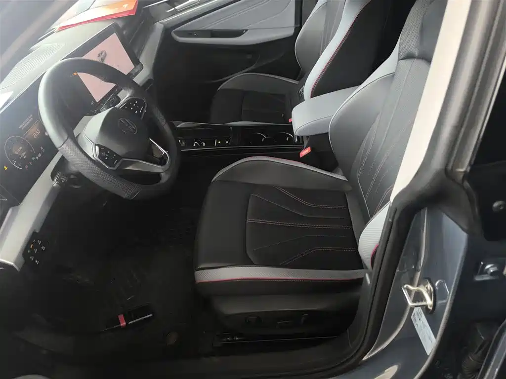 Lingdu 2023 Lingdu L 280TSI DSG Hot Edition купить на сайте DeffCars