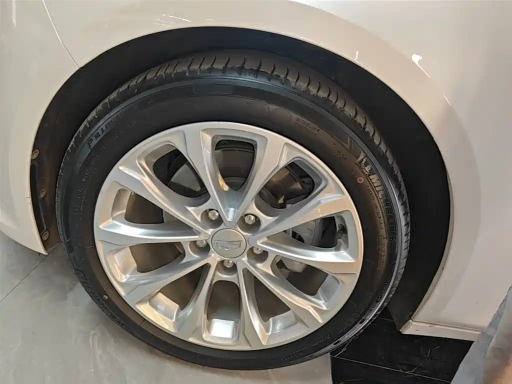 Cadillac CT5 2023 28T luxury model (standard version) купить на сайте DeffCars