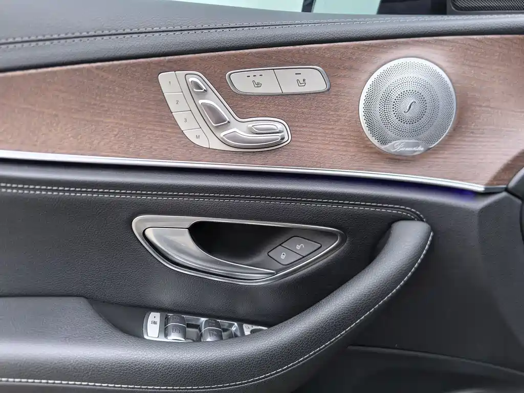 Mercedes-Benz E-Class 2019 facelift E 300 L fashionable model купить на сайте DeffCars