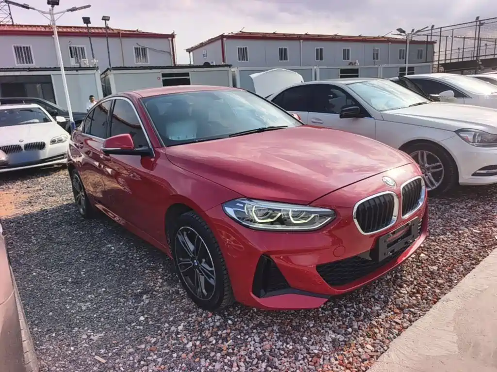 BMW 1 Series 2021 120i M Sports Edition купить на сайте DeffCars