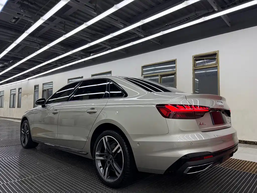 Audi A4L 2022 40 TFSI luxury and dynamic model купить на сайте DeffCars
