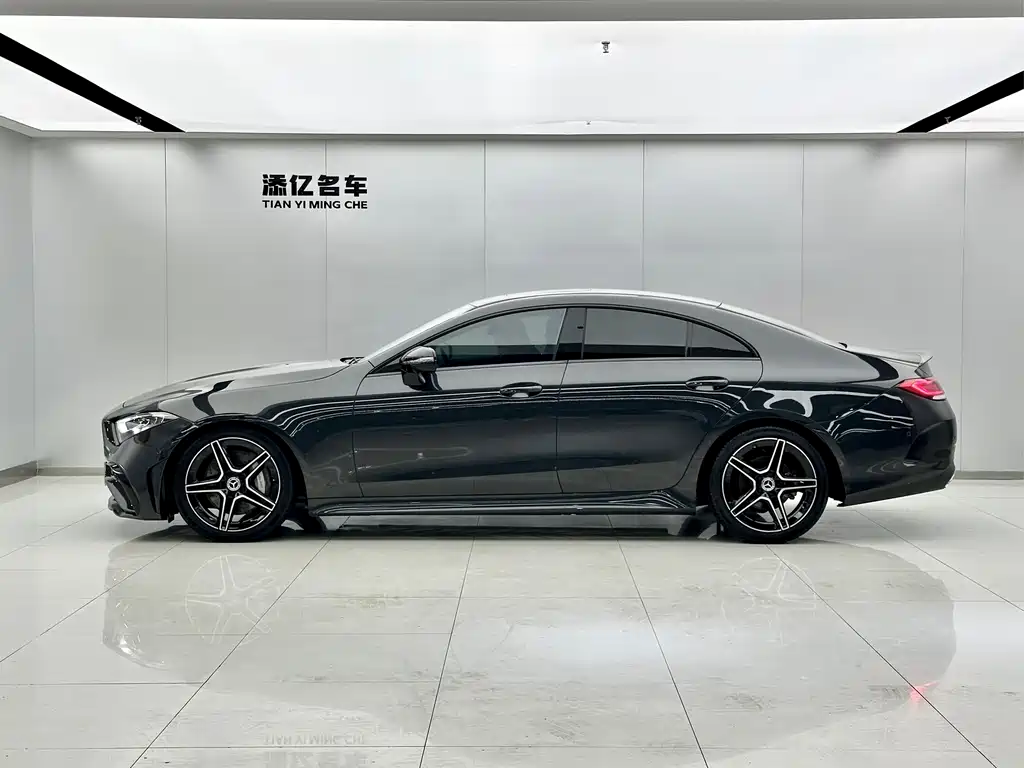 Mercedes-Benz CLS 2022 CLS 300 Dynamic купить на сайте DeffCars