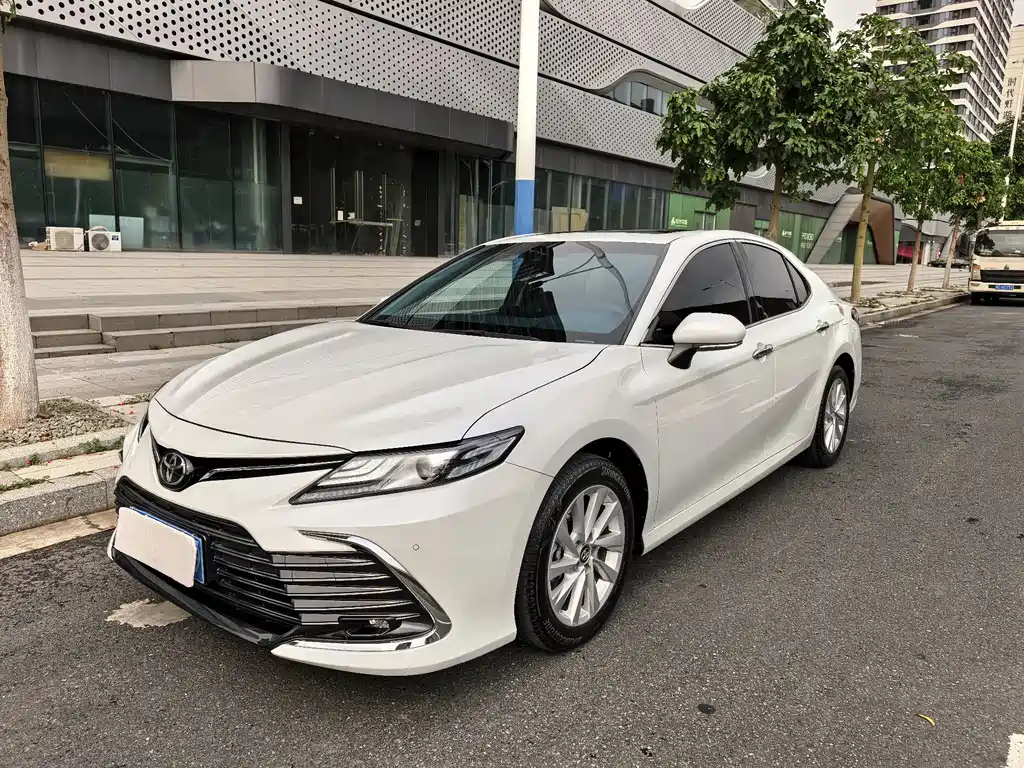 Camry 2021 2.0G Deluxe Edition купить на сайте DeffCars